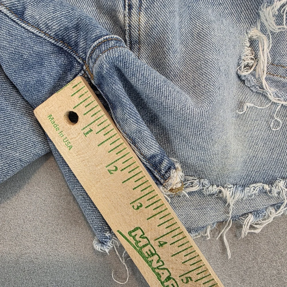 Madewell Perfect Jean Short Distressed Denim Jean Shorts Mid Wash‎ Fray Hem 27
